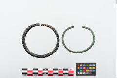 Foto von Bronzeperlarmreif (NHMW-PRAE-024298a)